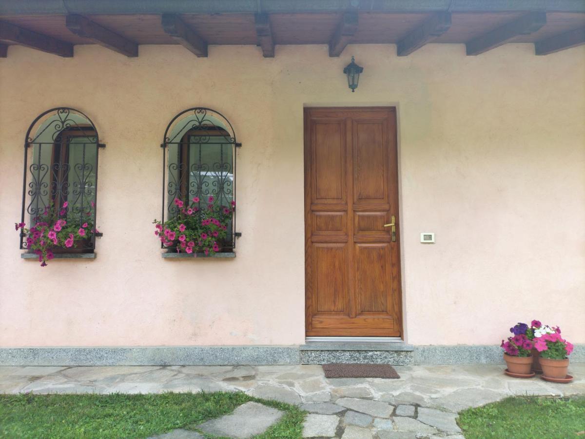 The Balcony On The Lake Dizzasco Exterior photo